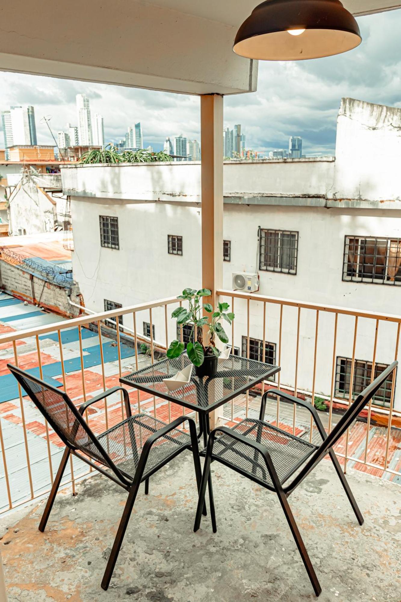 Edificio Bola De Oro Hotel Panama City Eksteriør billede