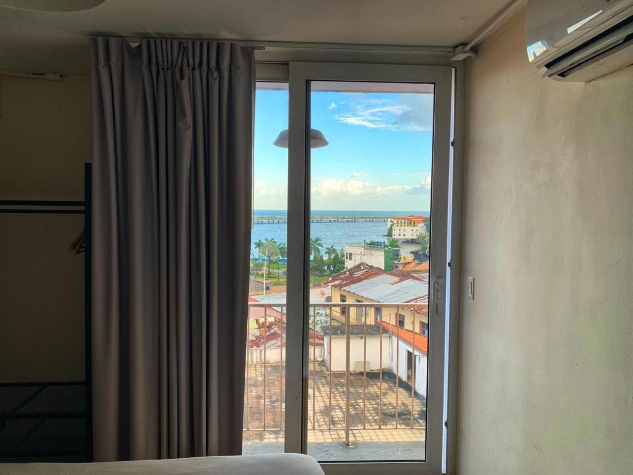 Edificio Bola De Oro Hotel Panama City Eksteriør billede